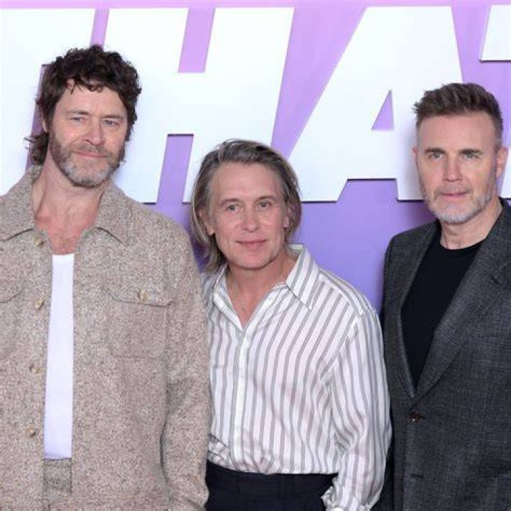 Rarely Seen Siblings of Celebrities Nobody Hears About HorizonTimes