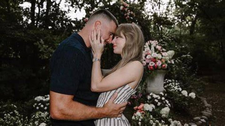 Taylor Swift Comforts Travis Kelce Following Meltdown At Chiefs Game