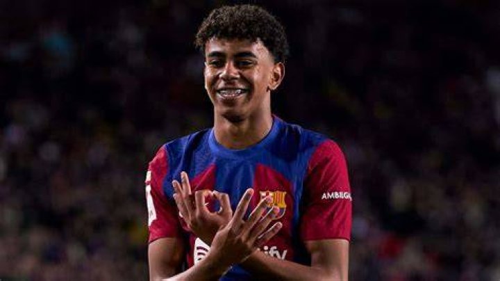 What does Lamine Yamal's '304' celebration mean? Barcelona & Spain star
